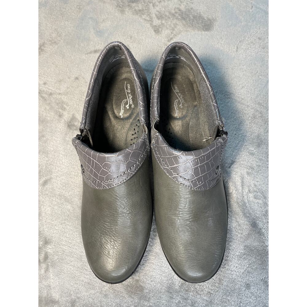 Easy Street Comfort Wave Gray Vegan Leather Shoes Size 6.5M